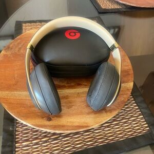 Beats Studio 3 Wireless Headphones